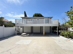 Building Photo - 221 S Helberta Ave
