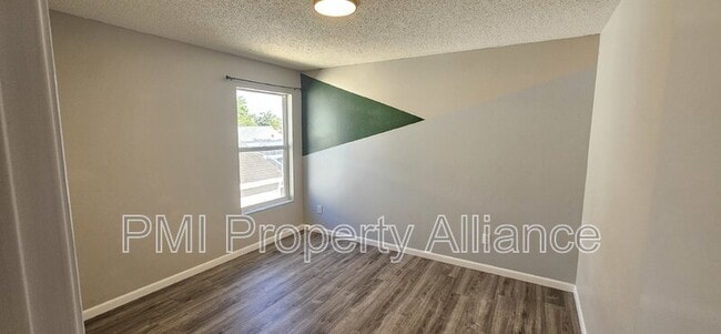 Building Photo - 4902 Monarch Ln