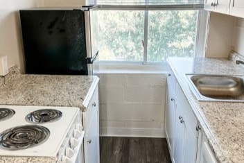Building Photo - Highland Avenue Apartments