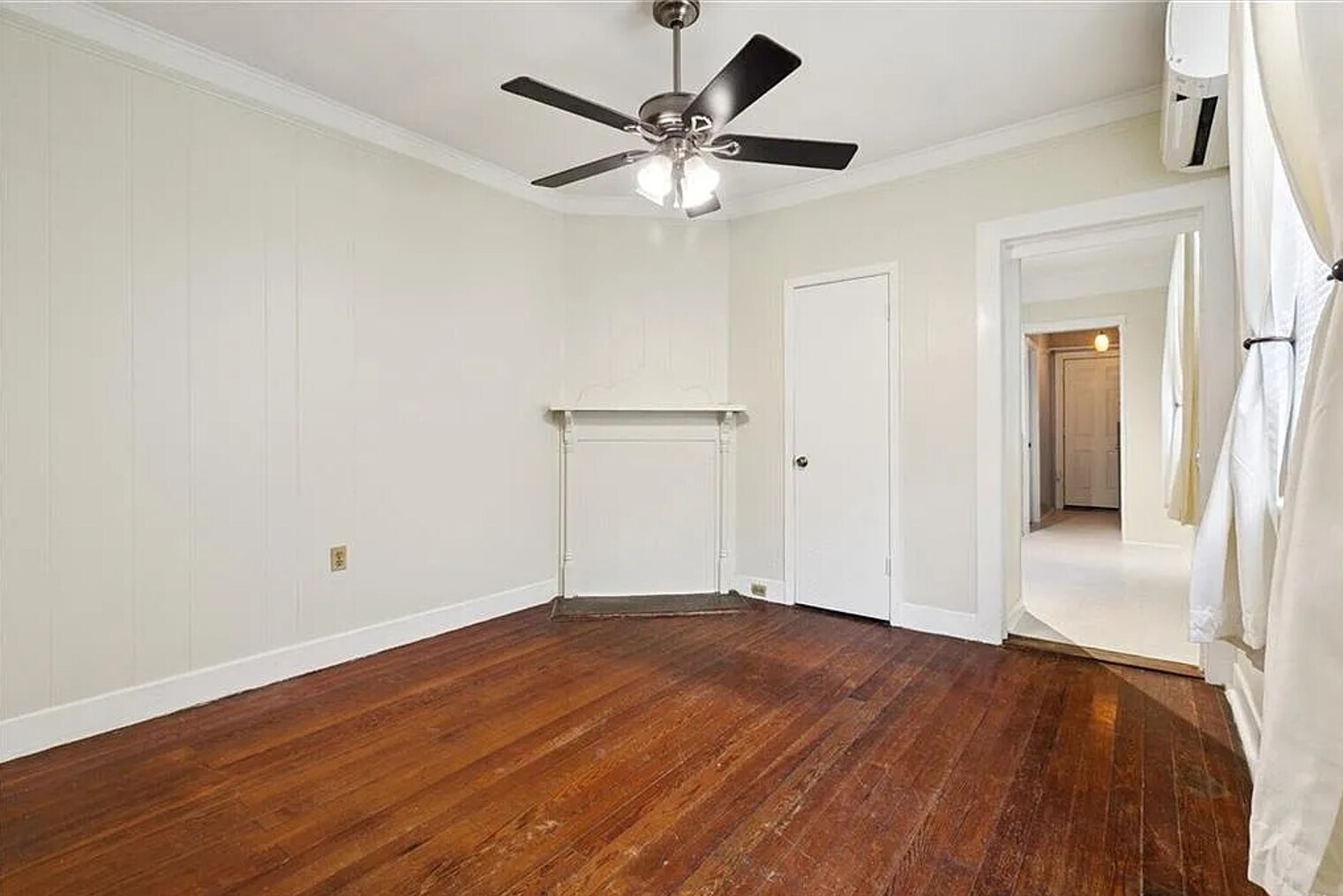 Building Photo - 4320 Annunciation St