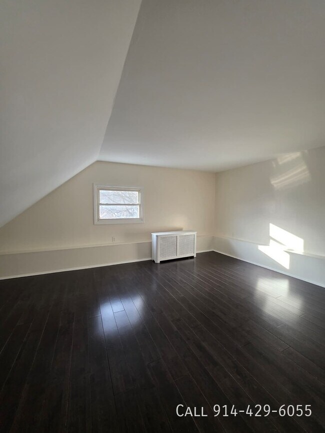 Building Photo - 35 Altonwood Pl