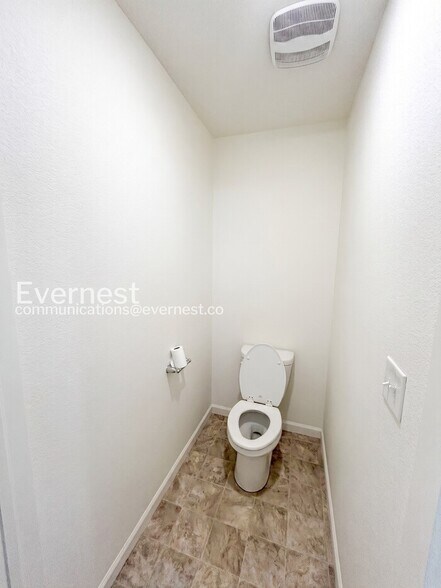 Building Photo - 10477 Castor Dr
