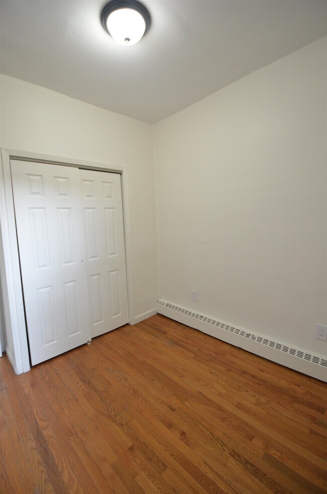 Building Photo - 241 Randolph Ave