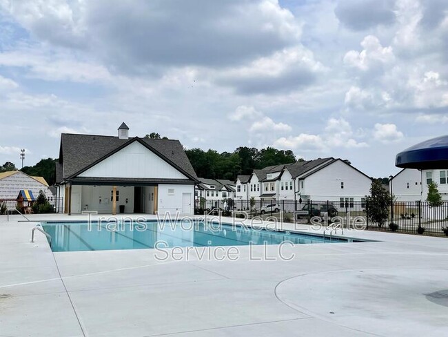Building Photo - 158 N Auburn Landing Pl