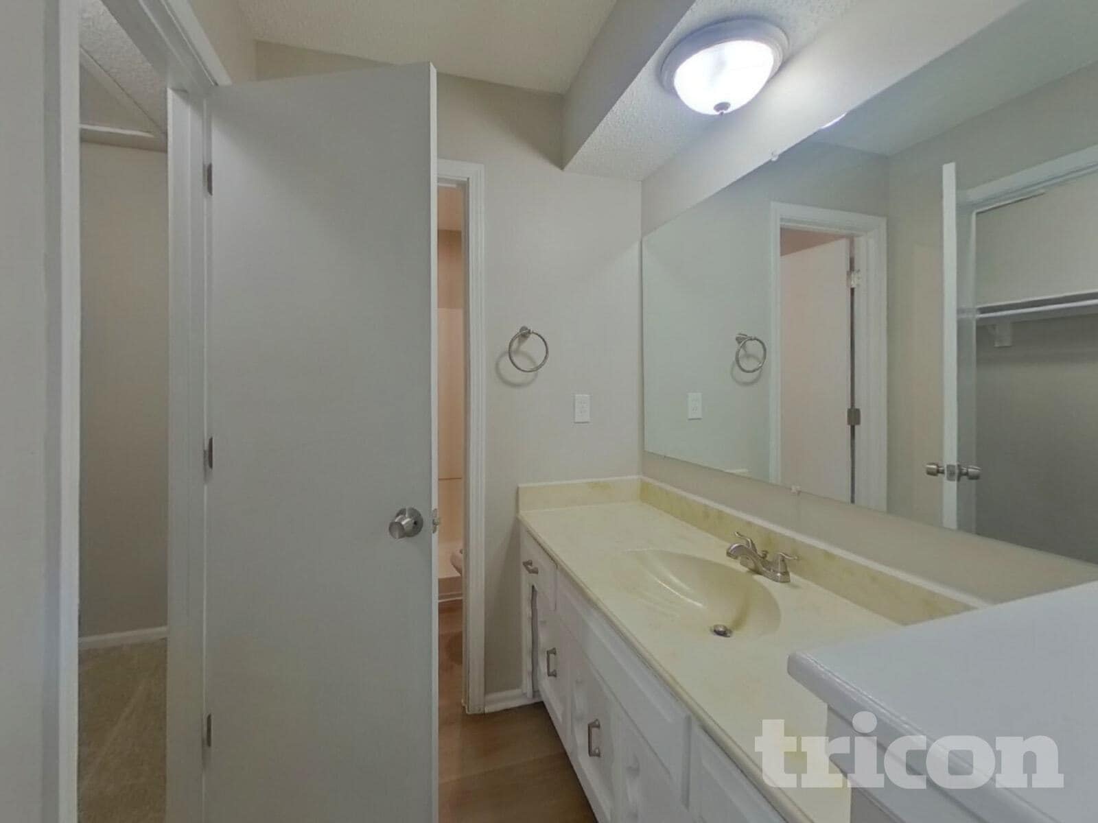 Building Photo - 1928 E Stratford Rd