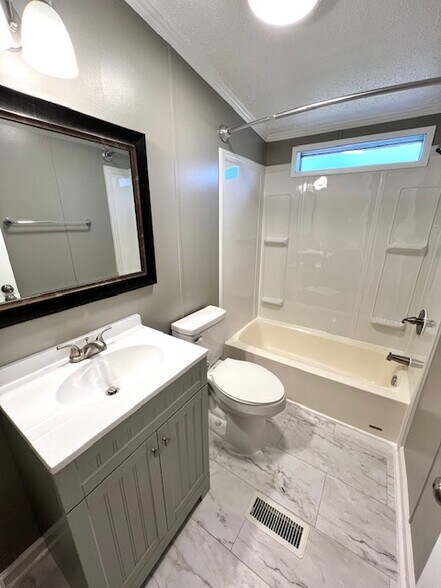 Building Photo - 3465 Calloway Dr