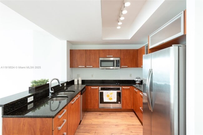 Building Photo - 3131 NE 188th St