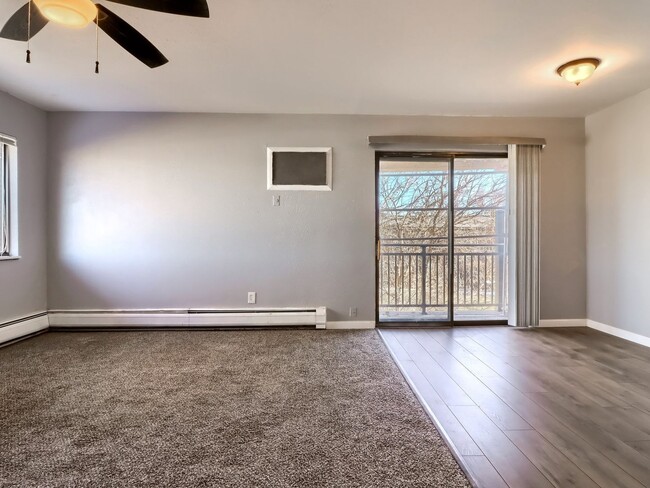 Building Photo - 2 Bedroom Condo in Denver