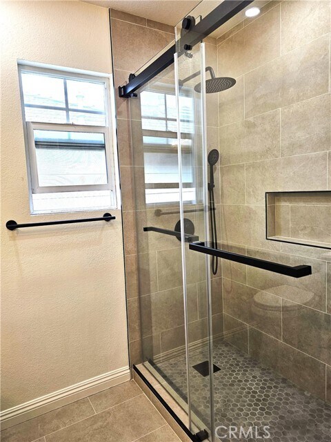 Building Photo - 11433 Mountain View Dr