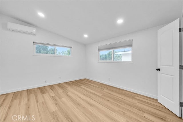 Building Photo - 3036 Coolidge Ave