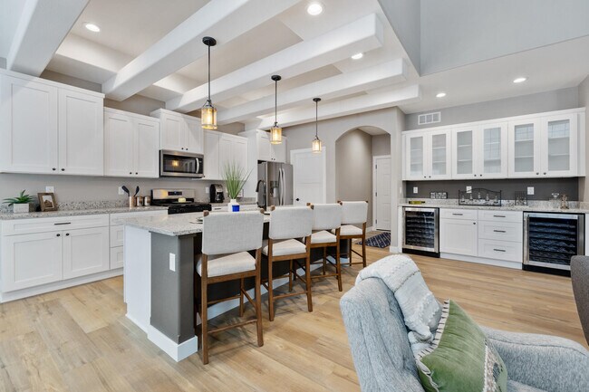 Building Photo - 1793 Cedar Ridge Dr