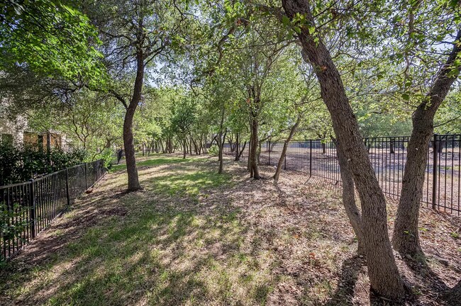 Building Photo - 7320 Colina Vista Loop