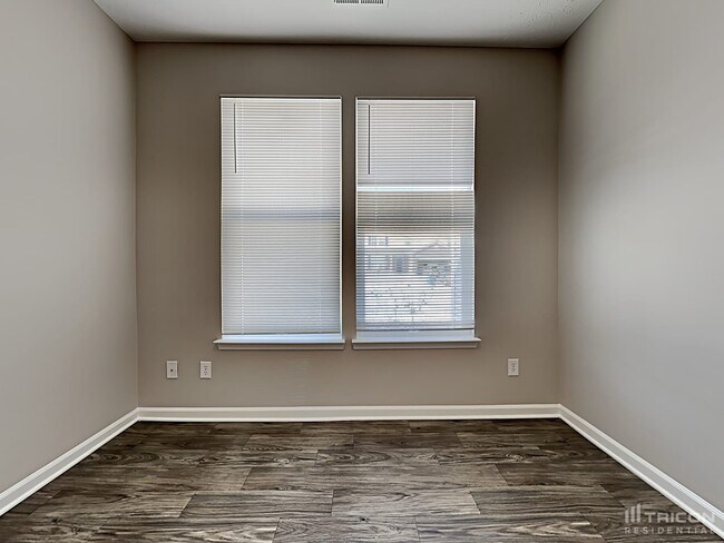 Building Photo - 6315 Pinebark Pl