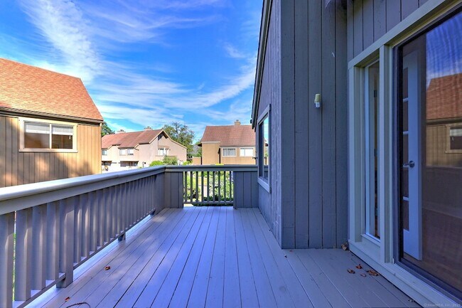 Building Photo - 193 Bayfield Ln