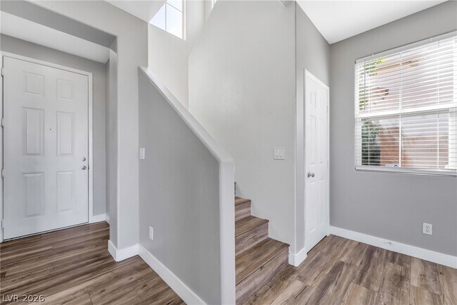 Building Photo - 1310 Crystal Hill Ln