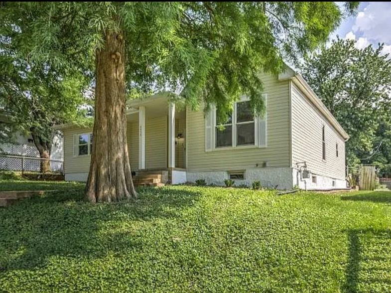 Building Photo - 6450 Marmaduke Ave