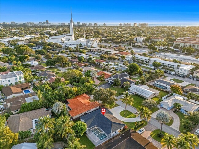 Building Photo - 5419 NE 22nd Ave