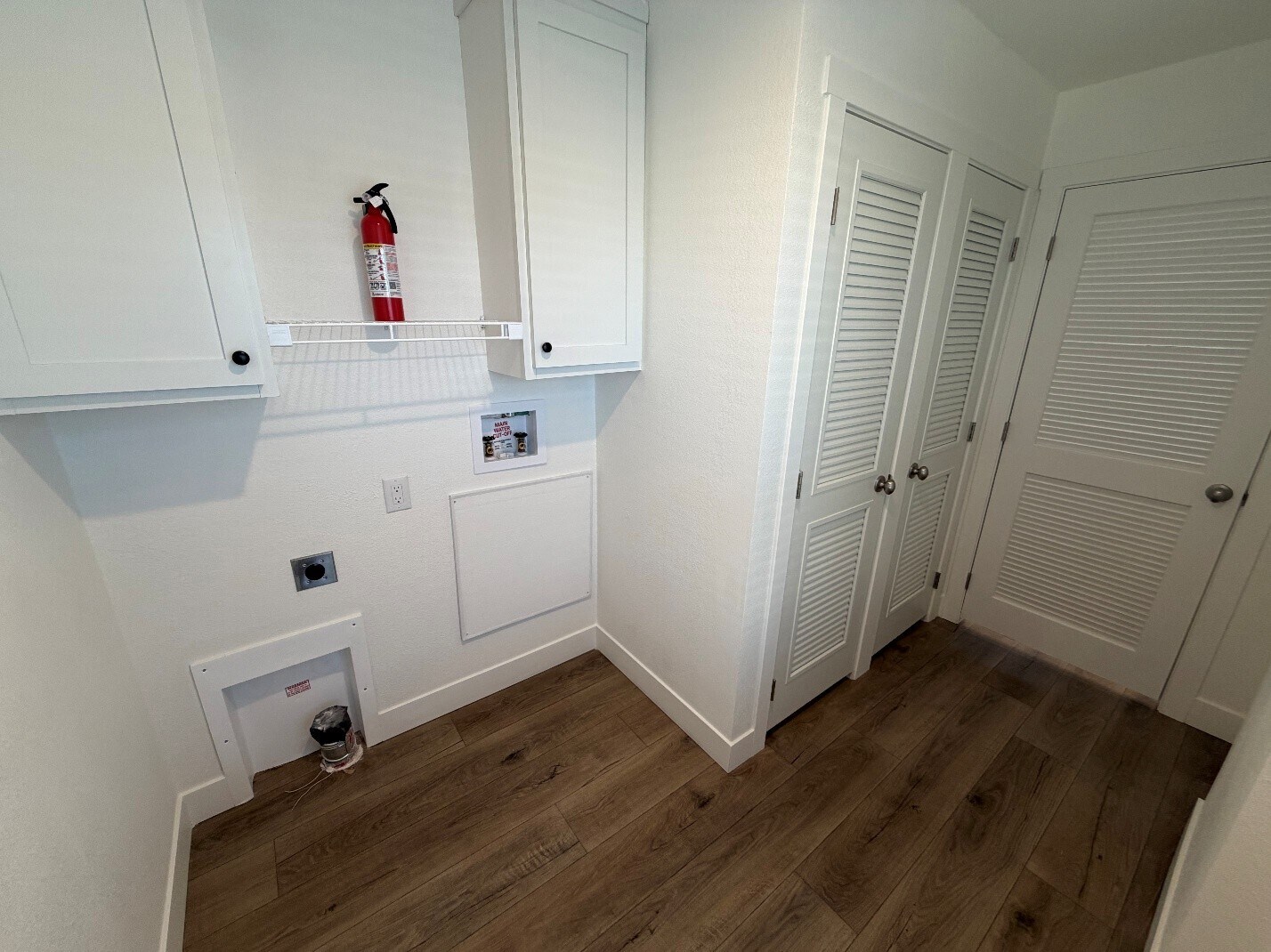 Building Photo - 501 E Ray Rd