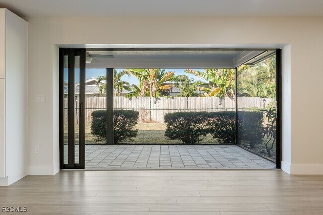 Building Photo - 5308 Shalley Cir E