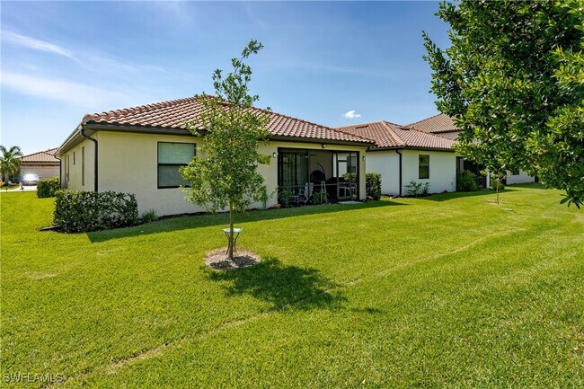 Building Photo - 9355 Foxglove Ln
