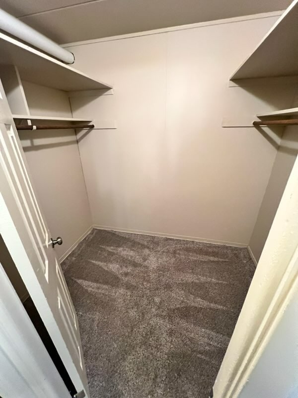 Building Photo - 4401 S 27th St