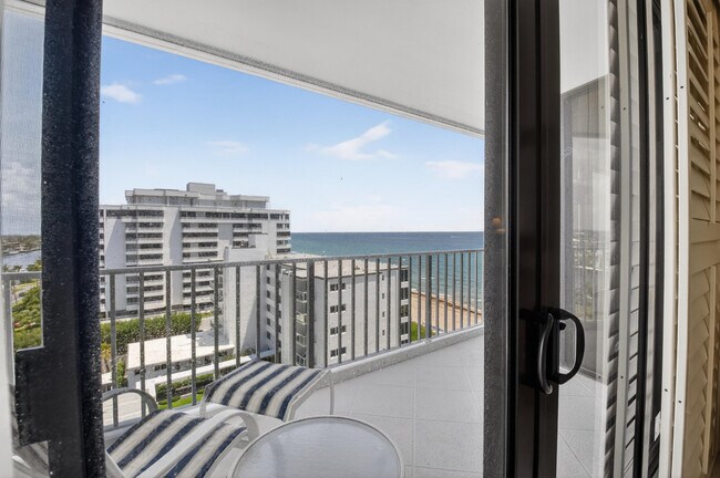 Building Photo - 2917 S Ocean Blvd