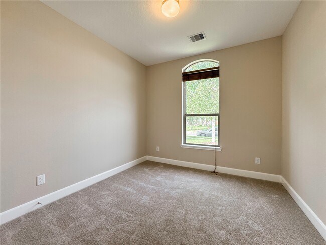 Building Photo - 1613 Cintola Ln