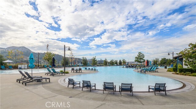 Building Photo - 2261 Horseback Rd