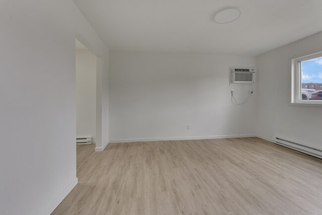 Building Photo - 4600 Washington Square Dr