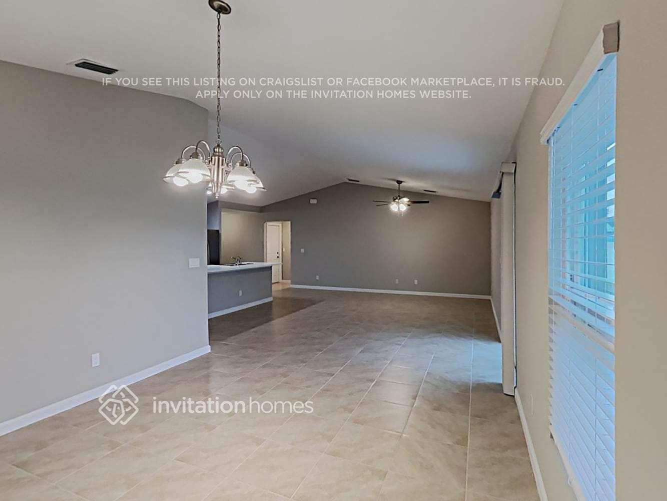 Building Photo - 365 SW Ridgecrest Dr