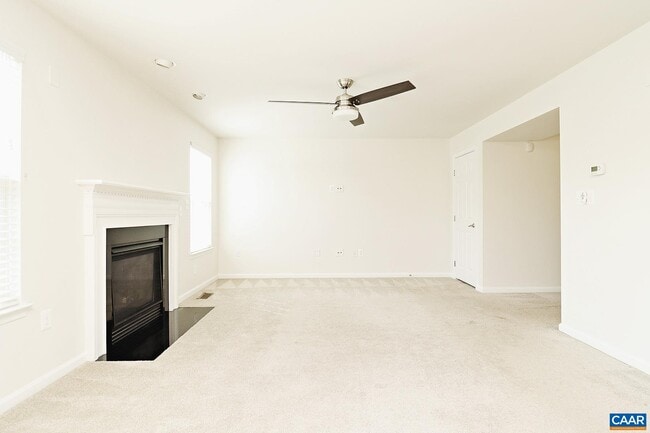 Building Photo - 96 Holly Hill Dr