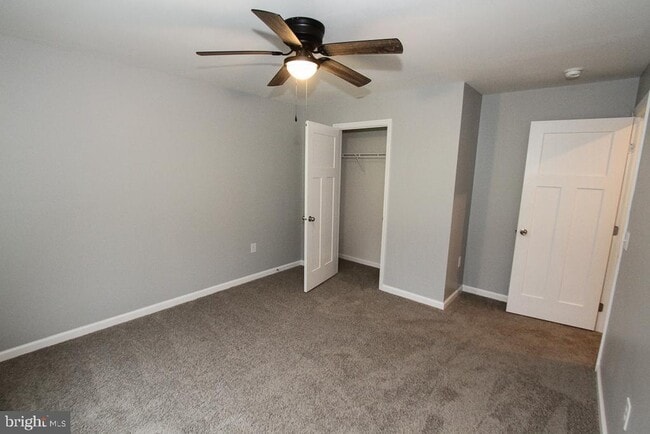 Building Photo - 8 Conover Ln