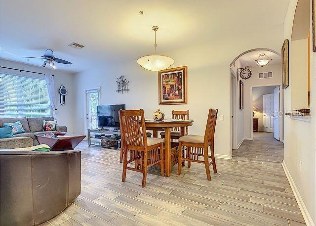 Building Photo - 4862 Cayview Ave