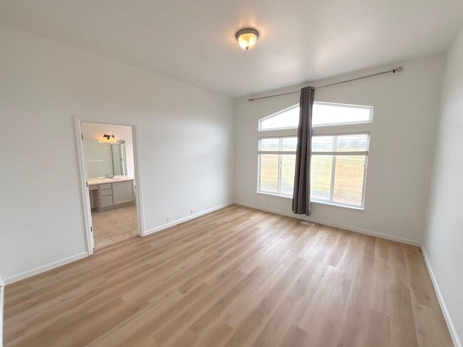 Building Photo - 12354 Pine Valley Cir