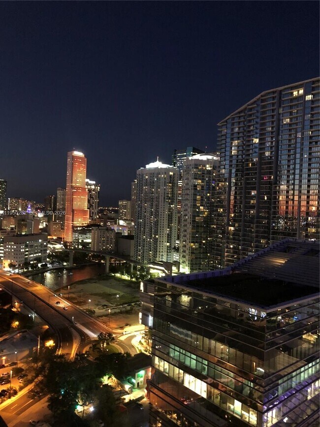 Building Photo - 88 SW 7th St