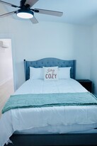 Building Photo - 1131 Garfield St