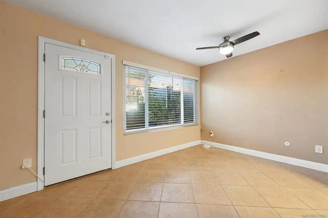Building Photo - 7555 Linda Vista Rd