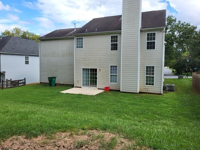 Building Photo - 11819 Fox Glen Rd