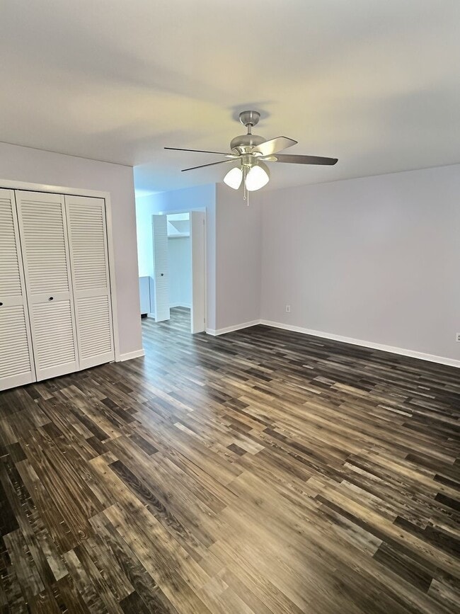 Building Photo - Spacious 3/2 Living in the Heart of Ocean Springs