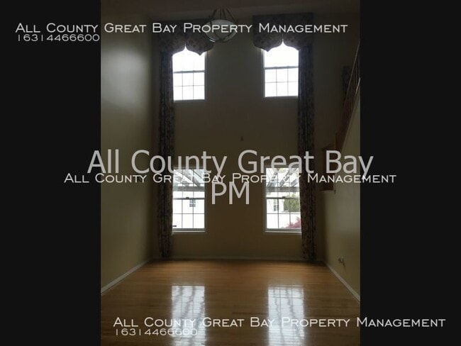 Building Photo - 5 Windjammer Xing