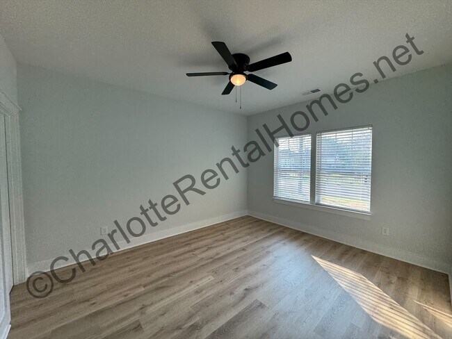 Building Photo - Modern New Build in Gastonia – 3BR/2BA with fenced yard