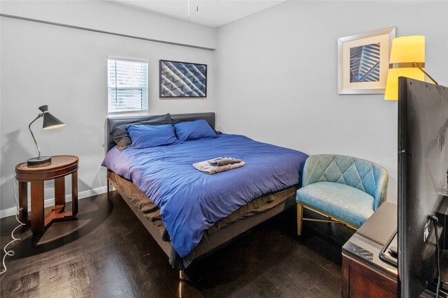 Building Photo - 2824 Blodgett St