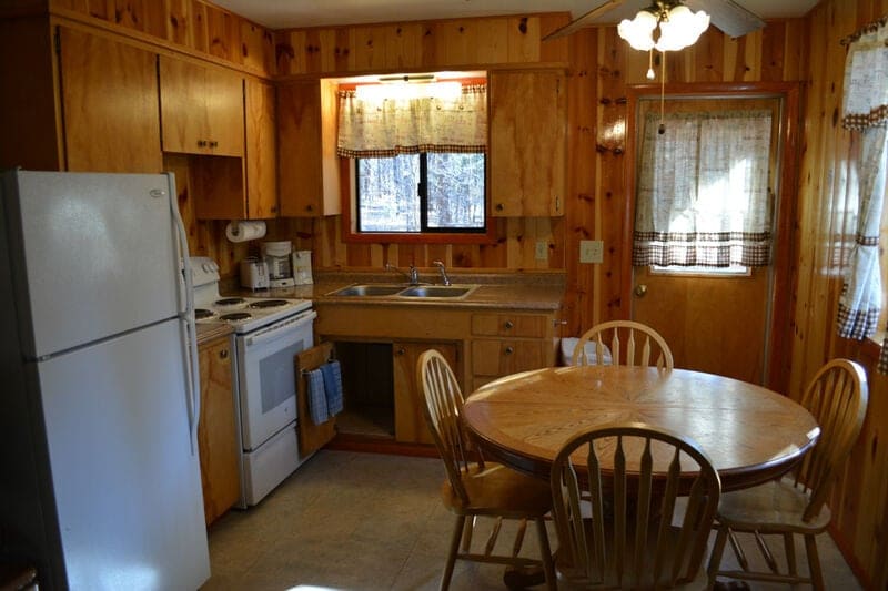 Building Photo - 237 E White Mountain Blvd