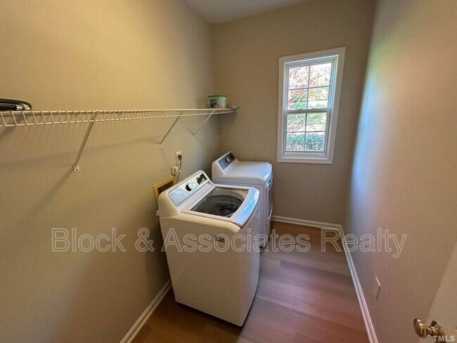 Building Photo - 508 Hickorywood Blvd