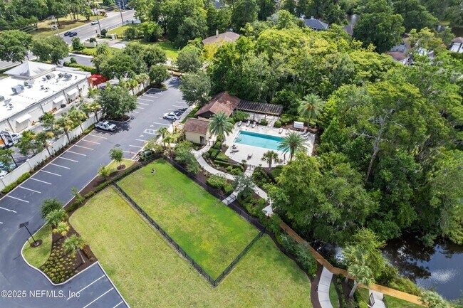 Building Photo - 3958 Baymeadows Rd