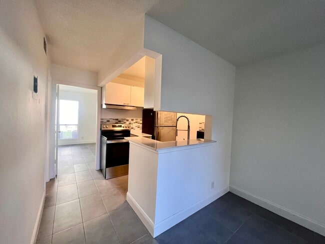 Building Photo - 1500 N Congress Ave