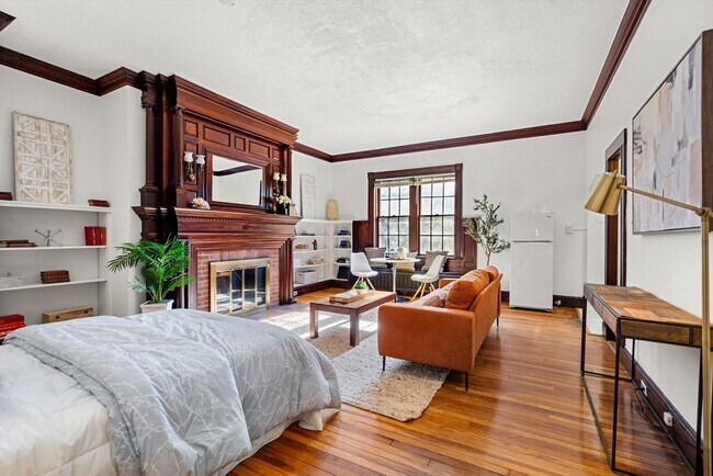 Building Photo - 16 Chauncy St