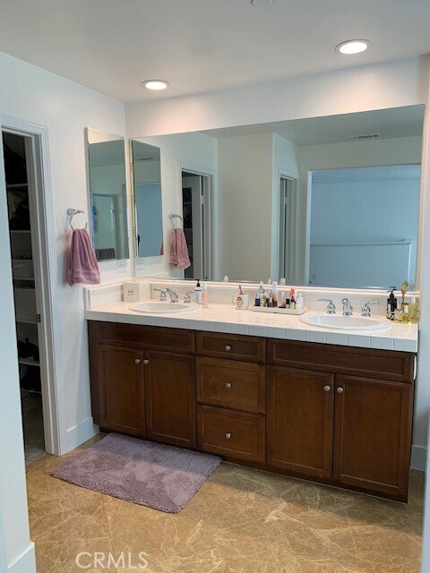 Building Photo - 1129 Abelia