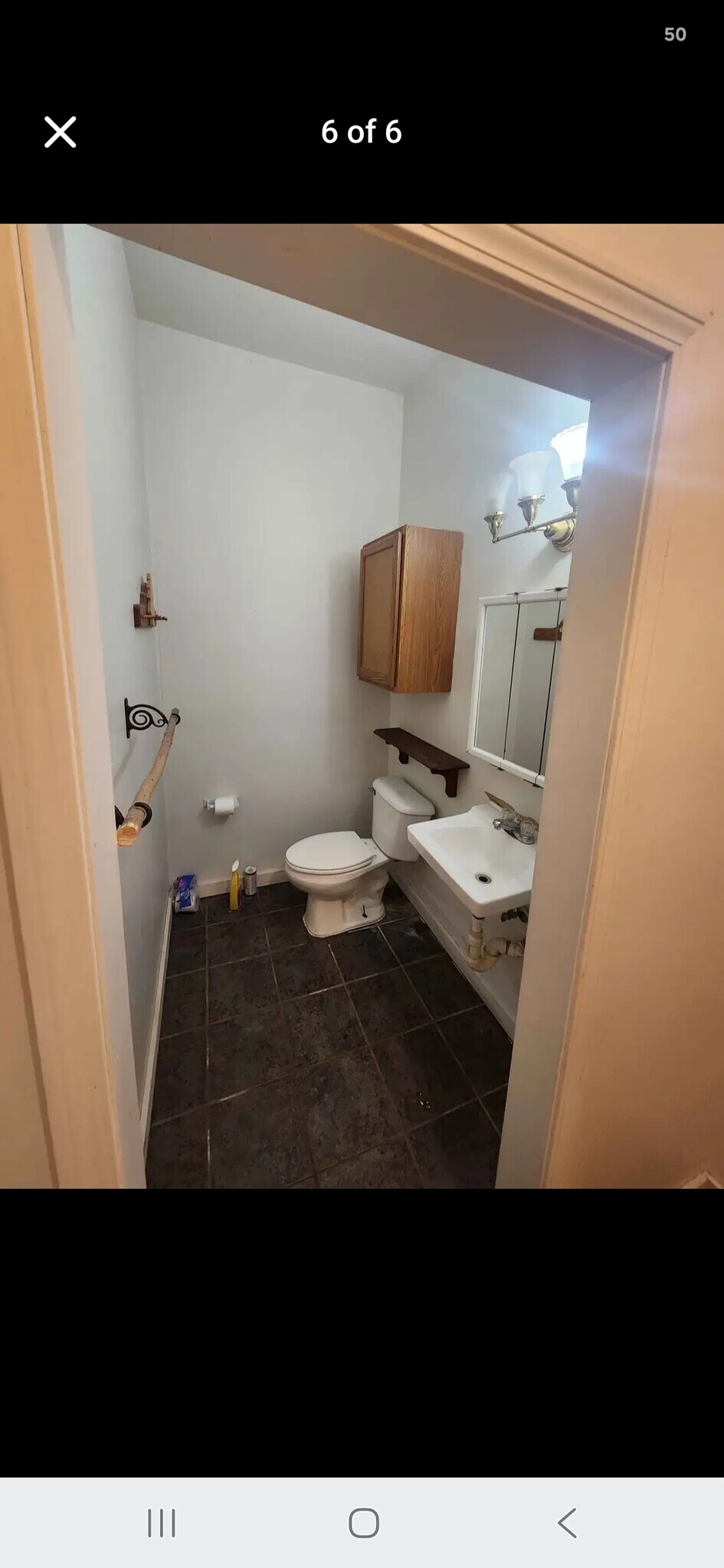 Building Photo - 403 Meadow Dr