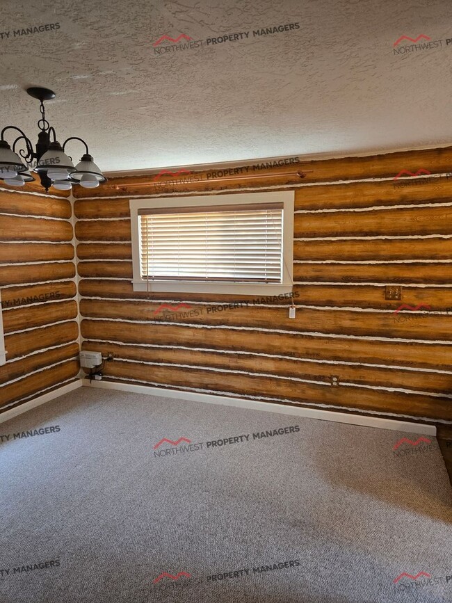 Building Photo - STATUS: *RENTED*| R66C | $1395 + $200 flat rate utility surcharge W/S/E